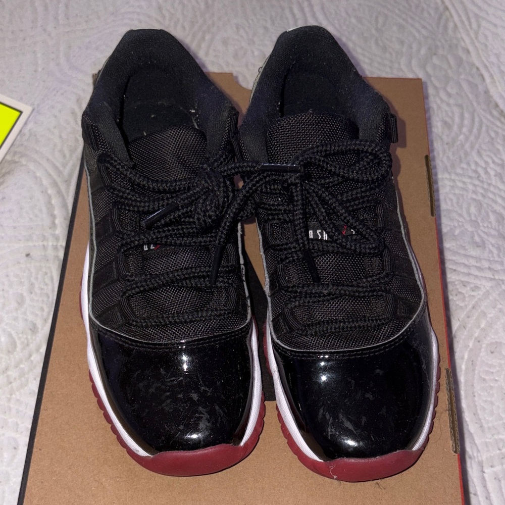 Nike Kids Black and Red Sneakers